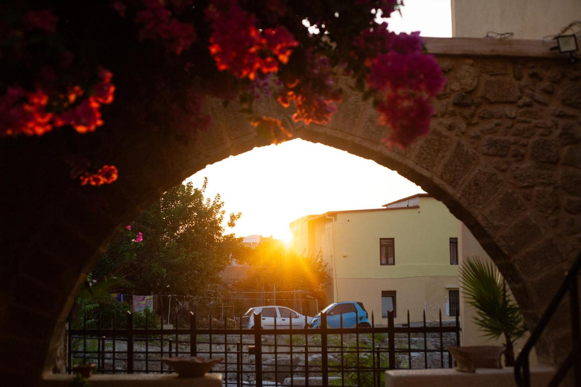 The Old Town House Apartment Rhodes City Exterior photo