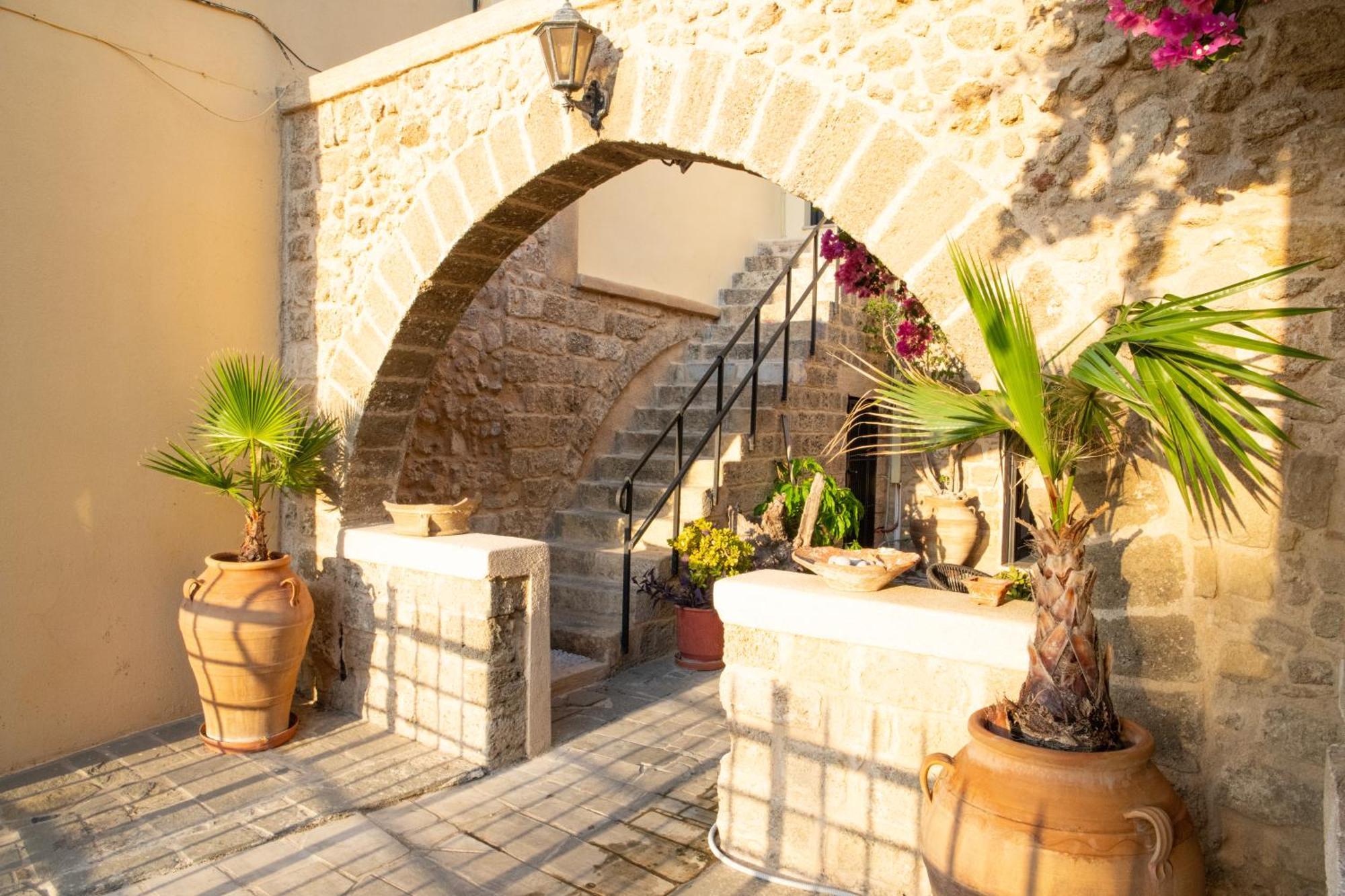 The Old Town House Apartment Rhodes City Exterior photo