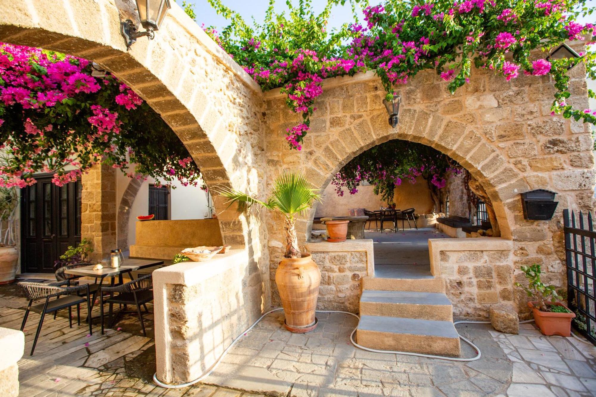 The Old Town House Apartment Rhodes City Exterior photo